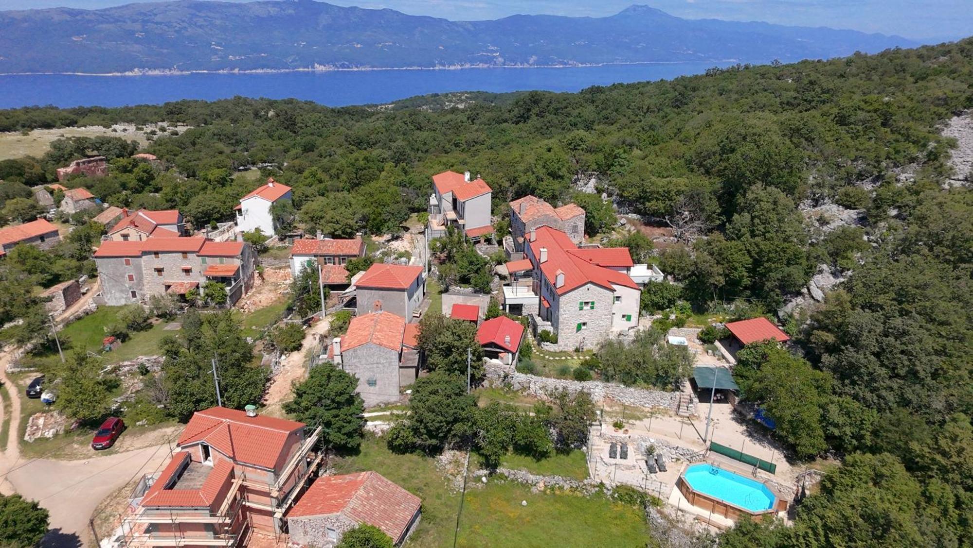 Ana With Jacuzzi & Swimming Pool Villa *