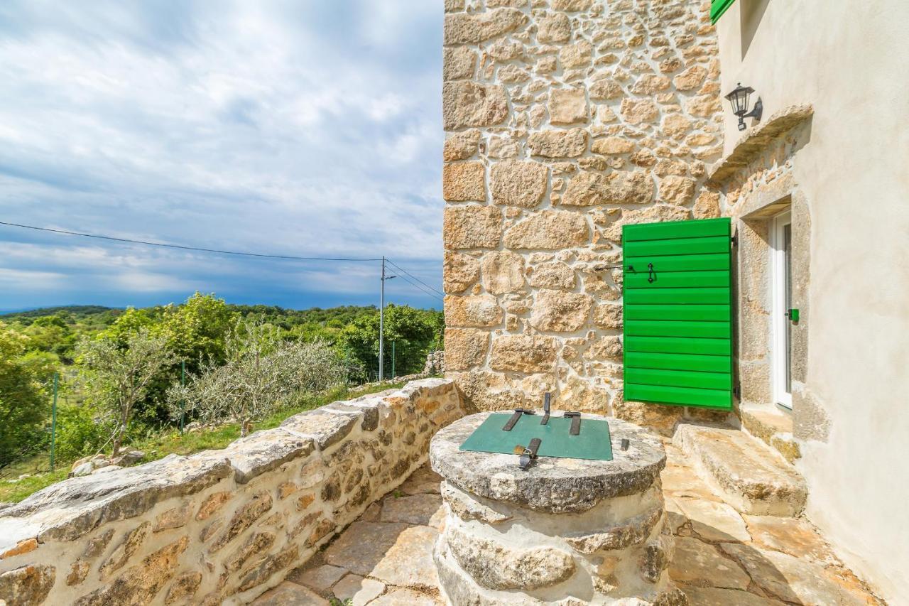 Villa Ana With Jacuzzi & Swimming Pool Cres
